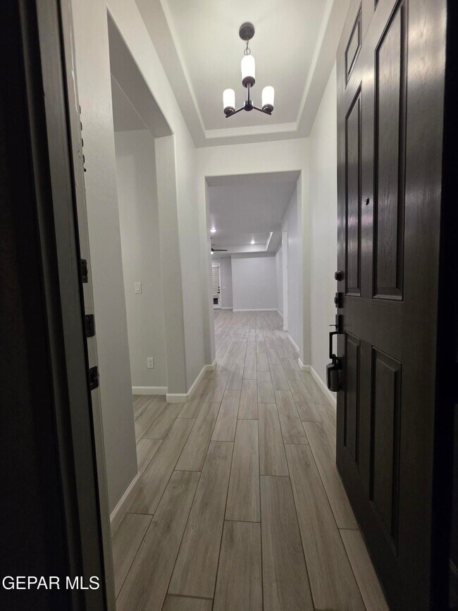 Foto del edificio - 429 Soleil Rd