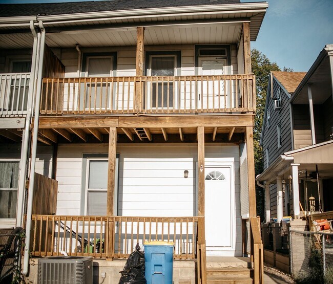 Foto del edificio - 352 S Catherine St