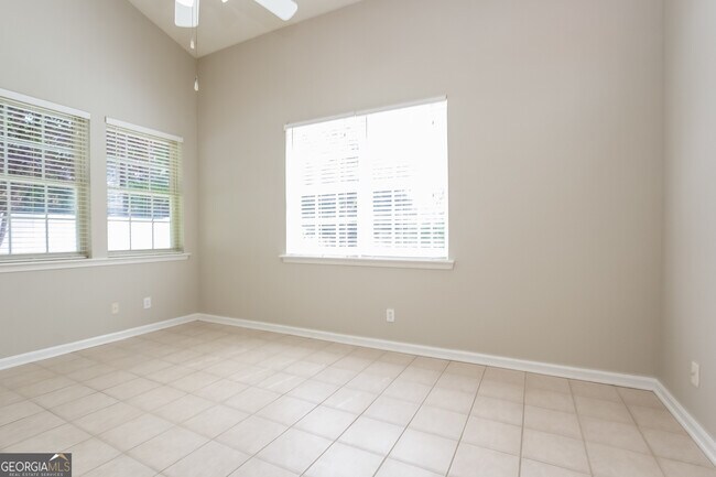 Foto del edificio - 1204 W Oaks Way