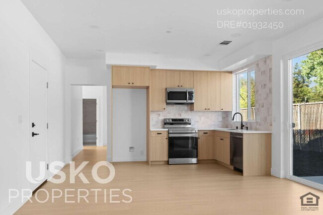 Foto del edificio - Brand New Construction Unit for Rent - 3 Bed | 2 Bath