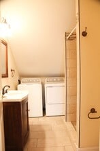 Building Photo - 158 North St