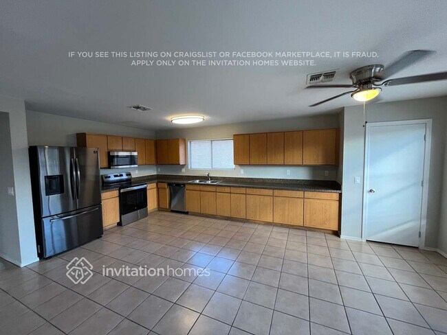Foto del edificio - 11545 W Larkspur Rd