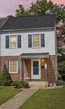 Building Photo - 139 Belview Ave