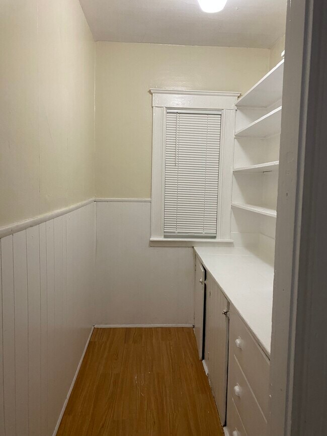 Building Photo - 112 West St