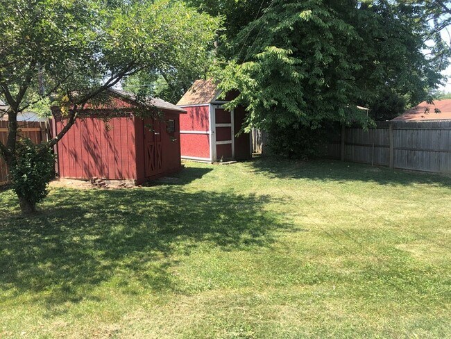 Building Photo - 5293 Tuxworth Dr