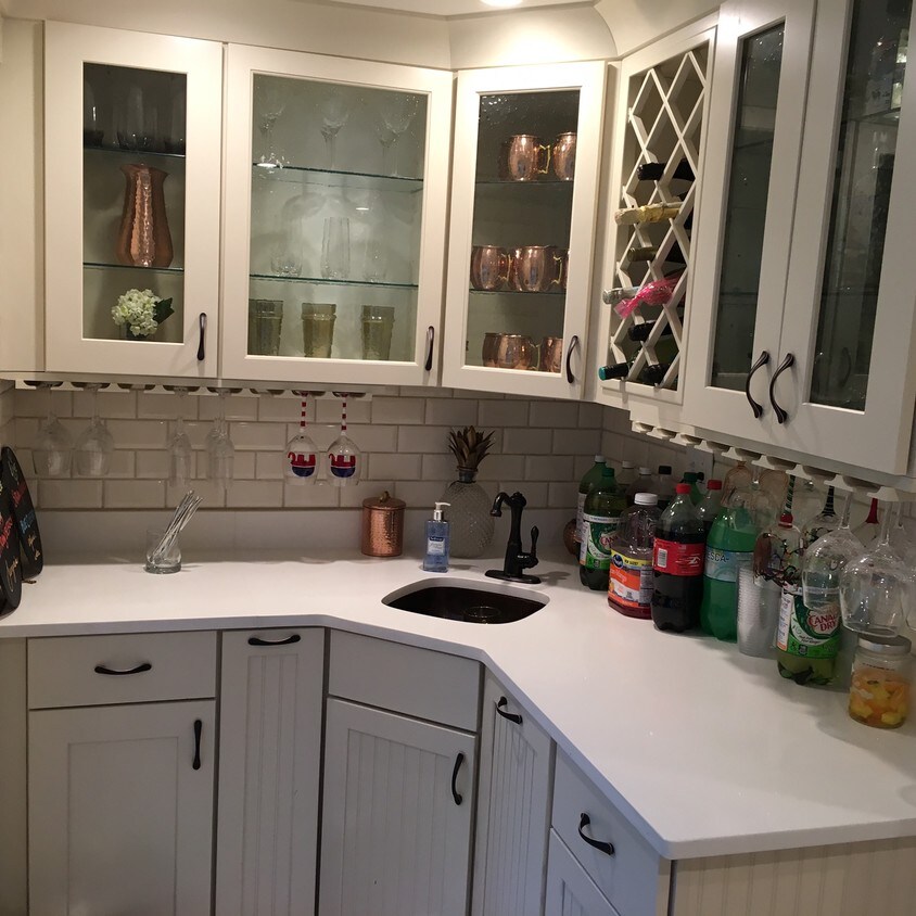 Wet Bar - 9312 Edgewood Dr