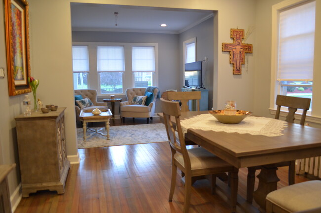 VIEW INTO LIVING ROOM - 45 Brookline Ave