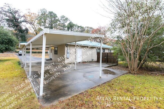 Foto del edificio - 736 Gene Reed Rd