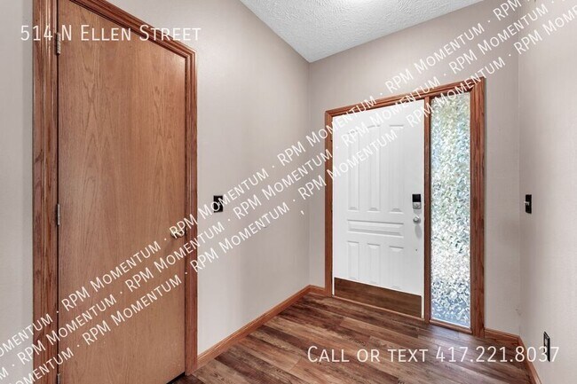 Foto del edificio - 514 N Ellen St