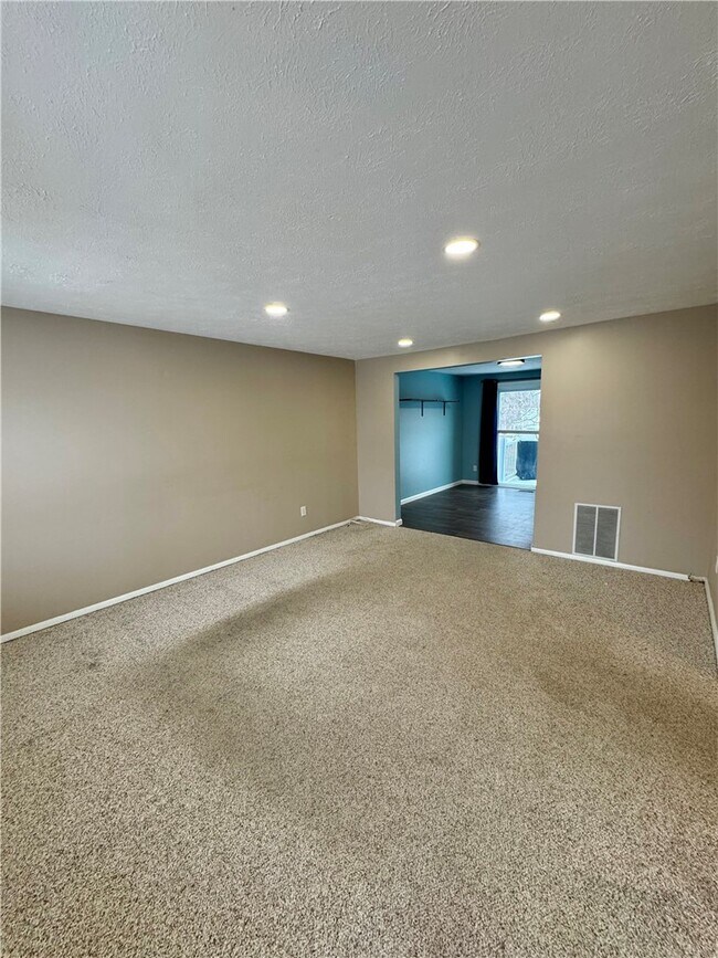 Foto del edificio - 5 Bramblewood Ln