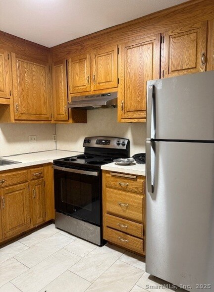 Building Photo - 25 Old Turnpike Rd