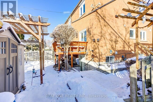 Building Photo - 2 Grittani Ln