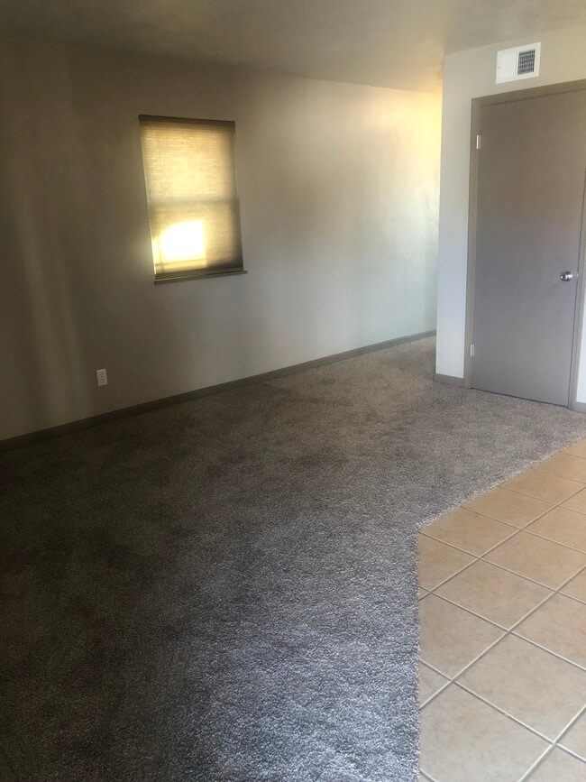 Building Photo - 205 E Dunklin St