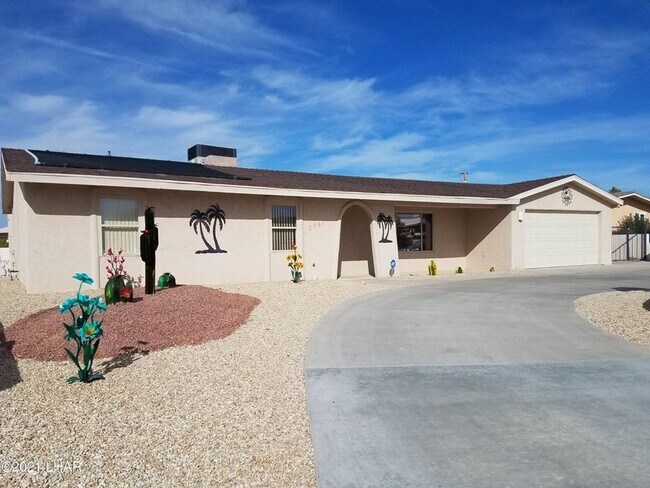 Building Photo - Available Now! Unfurnished Longterm POOL H...