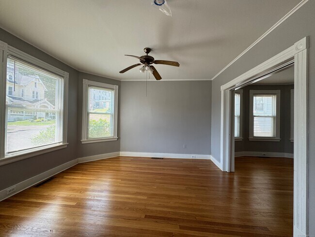 Foto del edificio - 17 Hillside Ave