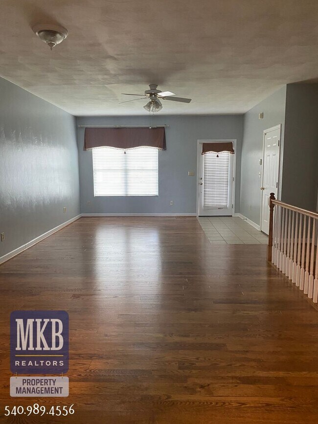 Foto del edificio - 3 bedrooms 3 baths Patio Home in Roanoke C...