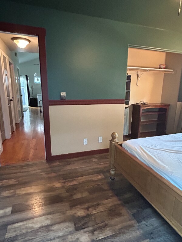 Foto del edificio - 112 W Dooley Ln