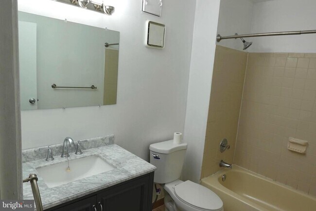 Foto del edificio - 312 Park Pl Dr