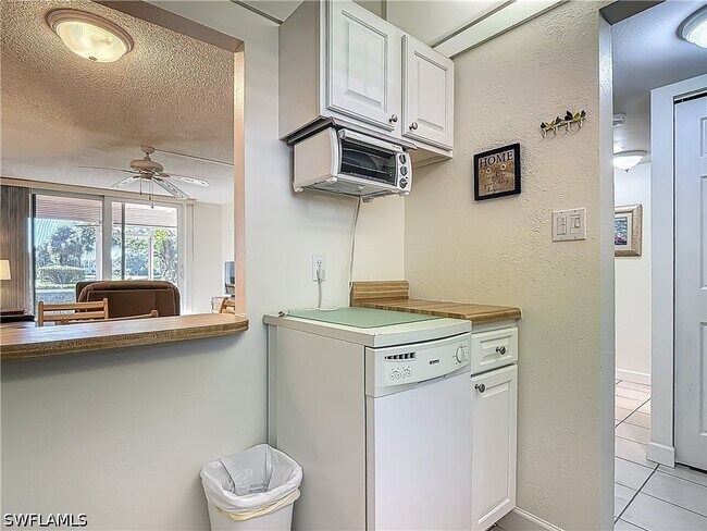 Foto del edificio - 175 Turtle Lake Ct