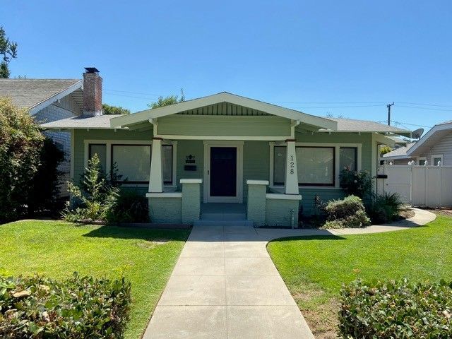 Foto principal - 128 W Brookdale Pl