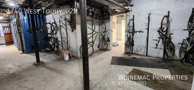 Building Photo - 1740 West Touhy-2N