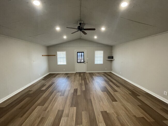 Foto del edificio - 15675 TX-36
