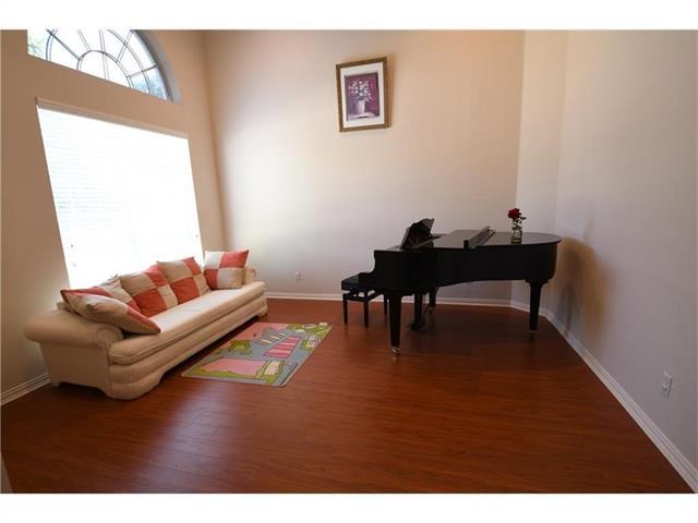 Foto del edificio - 4141 Silverthorne St