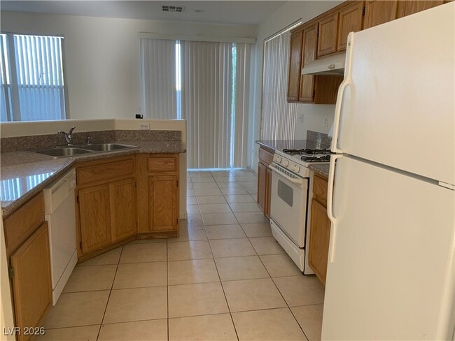 Building Photo - 916 Coral Aloe St