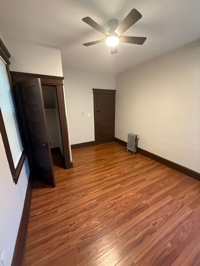 Foto del edificio - 203 Hollywood Ave