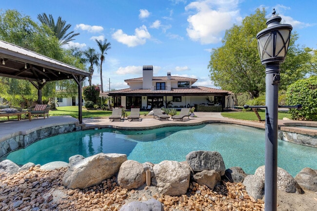 Building Photo - 80980 Vista Bonita Trail