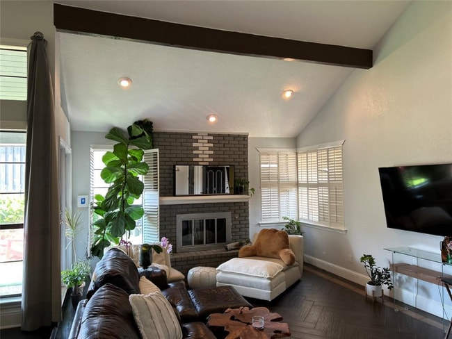 Foto del edificio - 15124 Berry Trail
