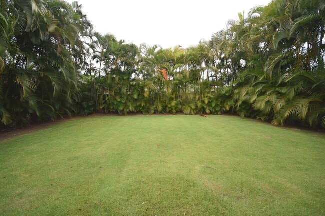 Building Photo - 1111 Hele St