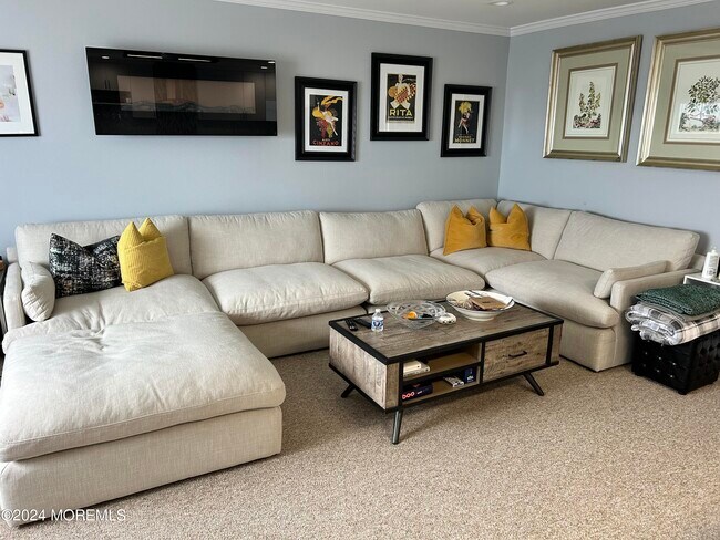 Foto del edificio - 15 Hillside Ct
