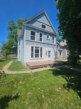 Building Photo - 1218 Brown St