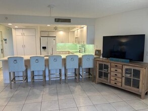 Building Photo - 2800 N Ocean Dr