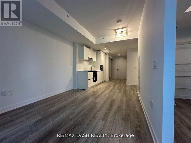 Photo du bâtiment - 230 Simcoe St