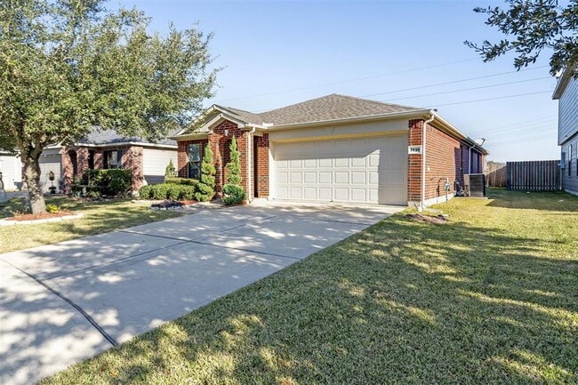 Building Photo - 7930 Yaupon View Dr