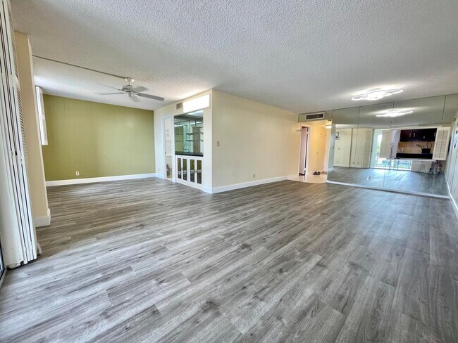 Foto del edificio - 6461 NW 2nd Ave