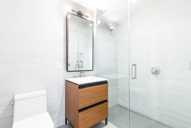 Foto del edificio - 123 Linden Blvd