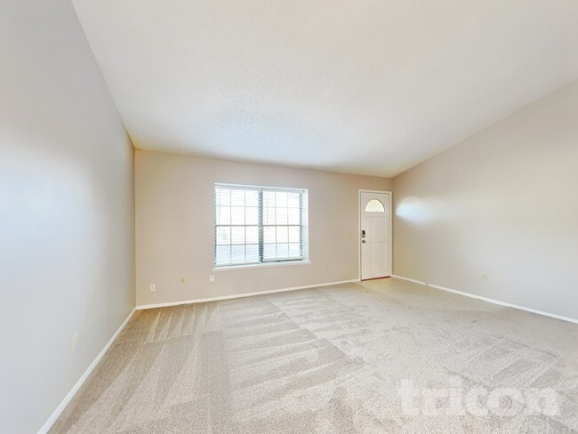 Building Photo - 7943 Longshadow Ct
