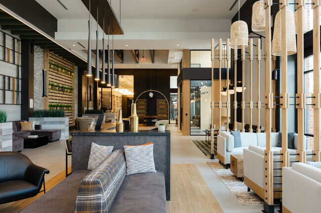 Foto del edificio - Maximilian at Stonefield