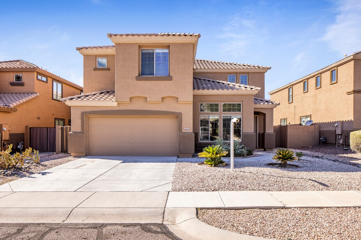 Foto principal - 16650 S 27th Ave