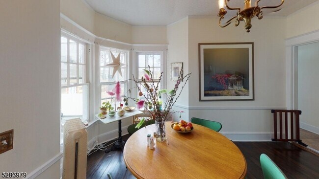 Foto del edificio - 580 Ridgewood Rd