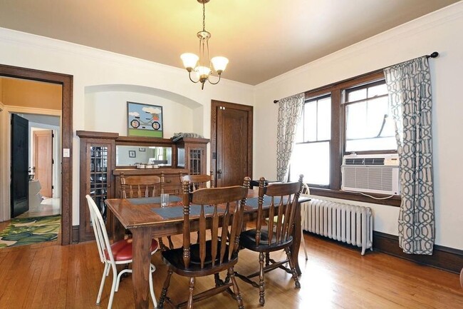 Dining Room - 1125 Lincoln Ave