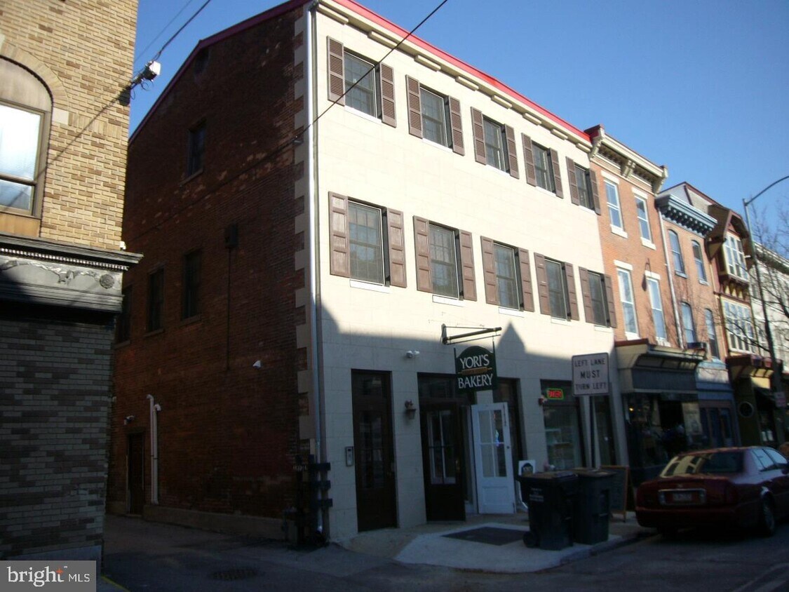 15 N Church St Unit 3, West Chester, PA 19380 Room for Rent in West