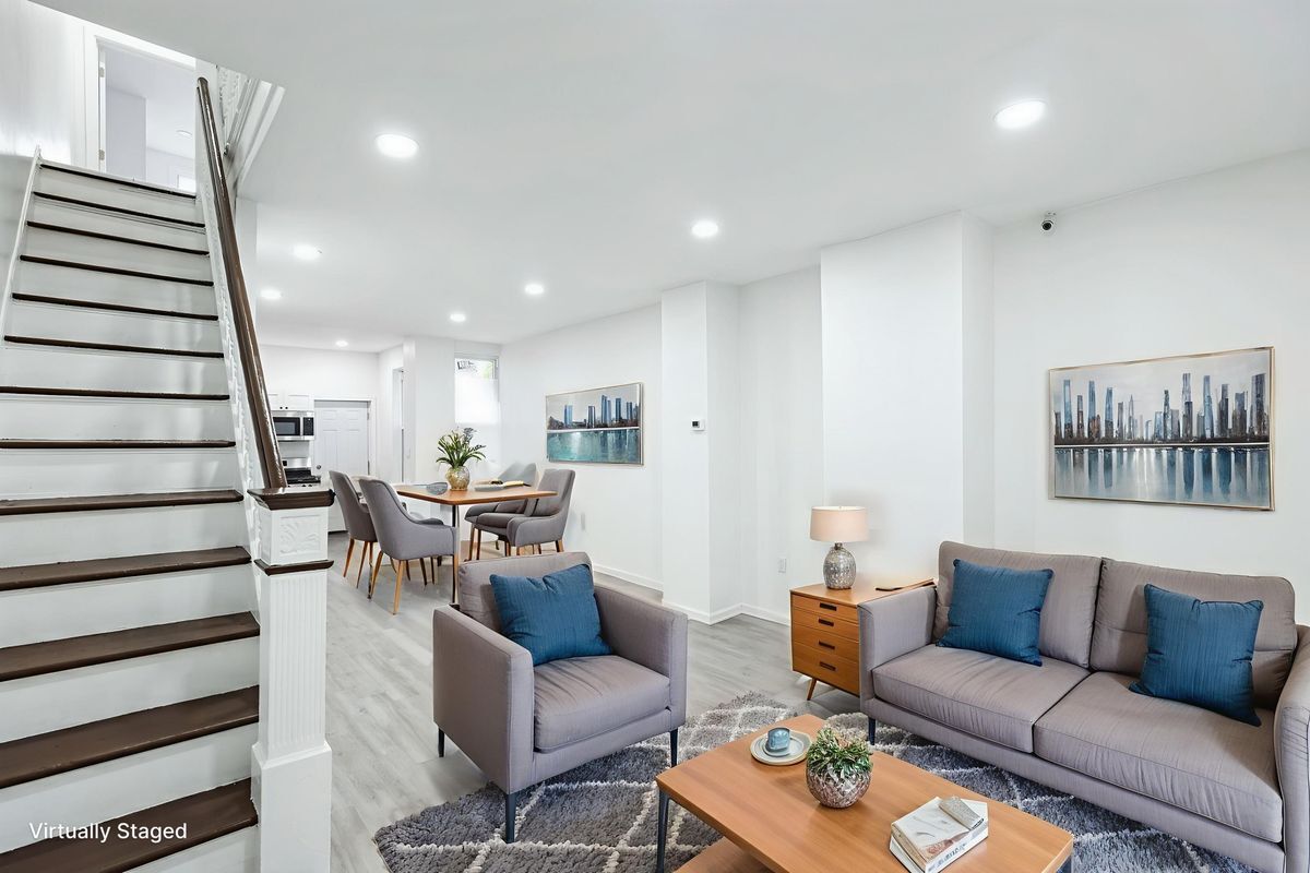 Primary Photo - 5540 Harmer St