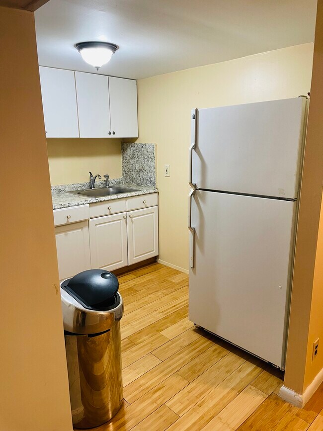 Kitchen - 5105 65th St