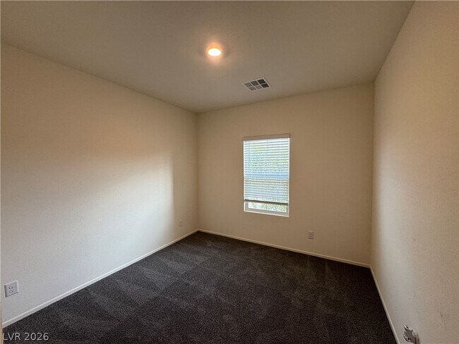 Foto del edificio - 356 Larksong Ave