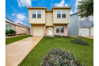 Building Photo - 6022 Plumbago Pl