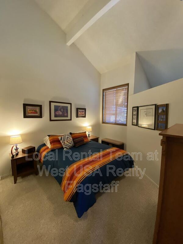 Foto principal - 5700 N Villa Cir